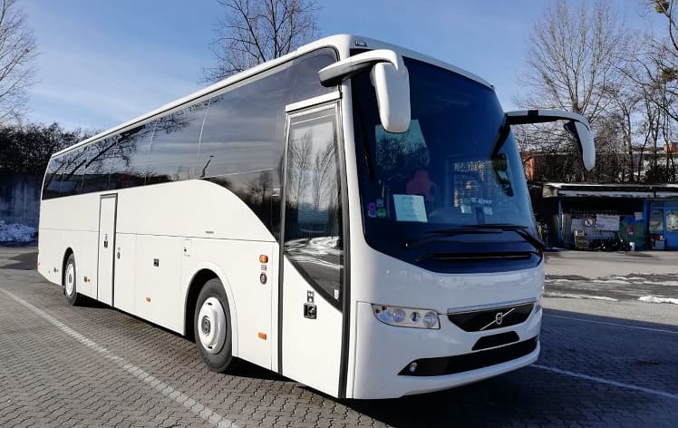 Leinster: Bus rent in Mullingar in Mullingar and Ireland